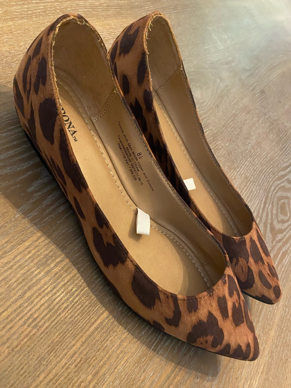 MERONA Leopard Print Pointed Toe Flats - Picture 2 of 8